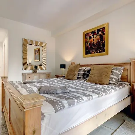 South Facing Near Sandy Beach And Golf Courses Apartment